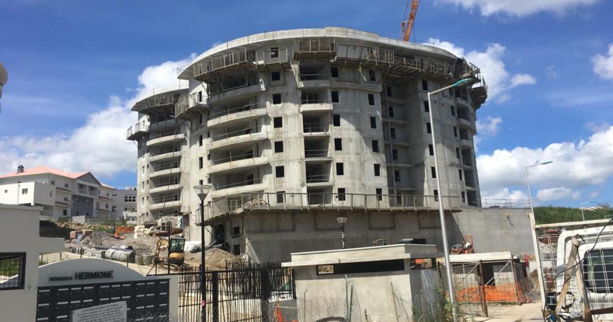 Un ouvrier décède après une chute sur un chantier à l'Etang Z'Abricot