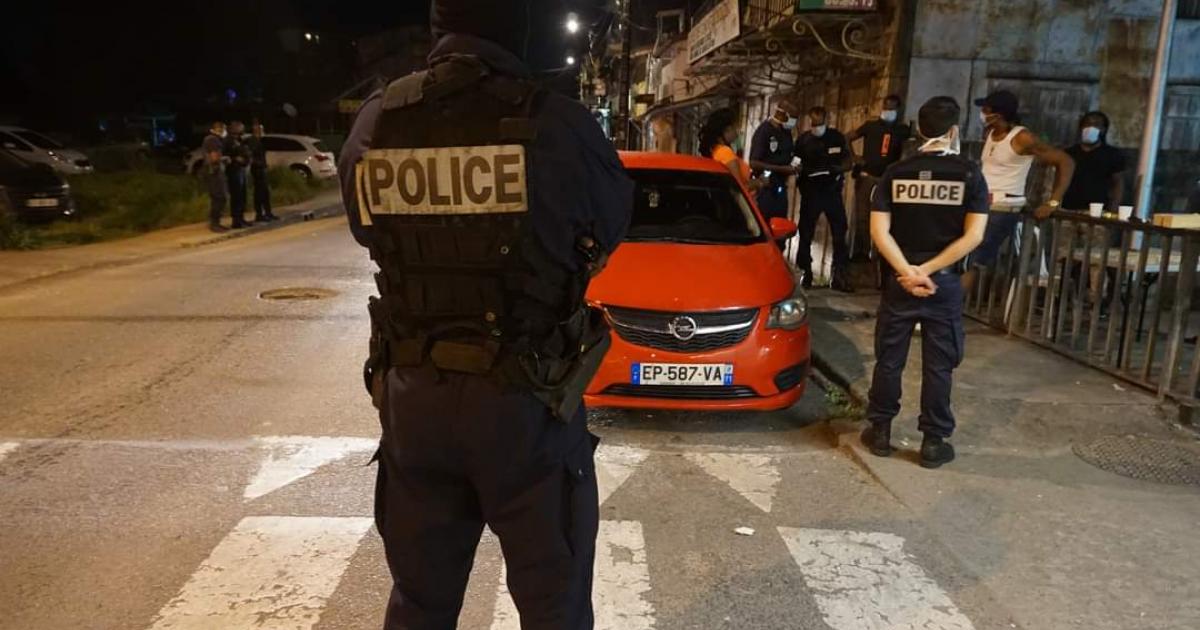 Des policiers de Guadeloupe déplorent le non-paiement de leurs heures de nuit
