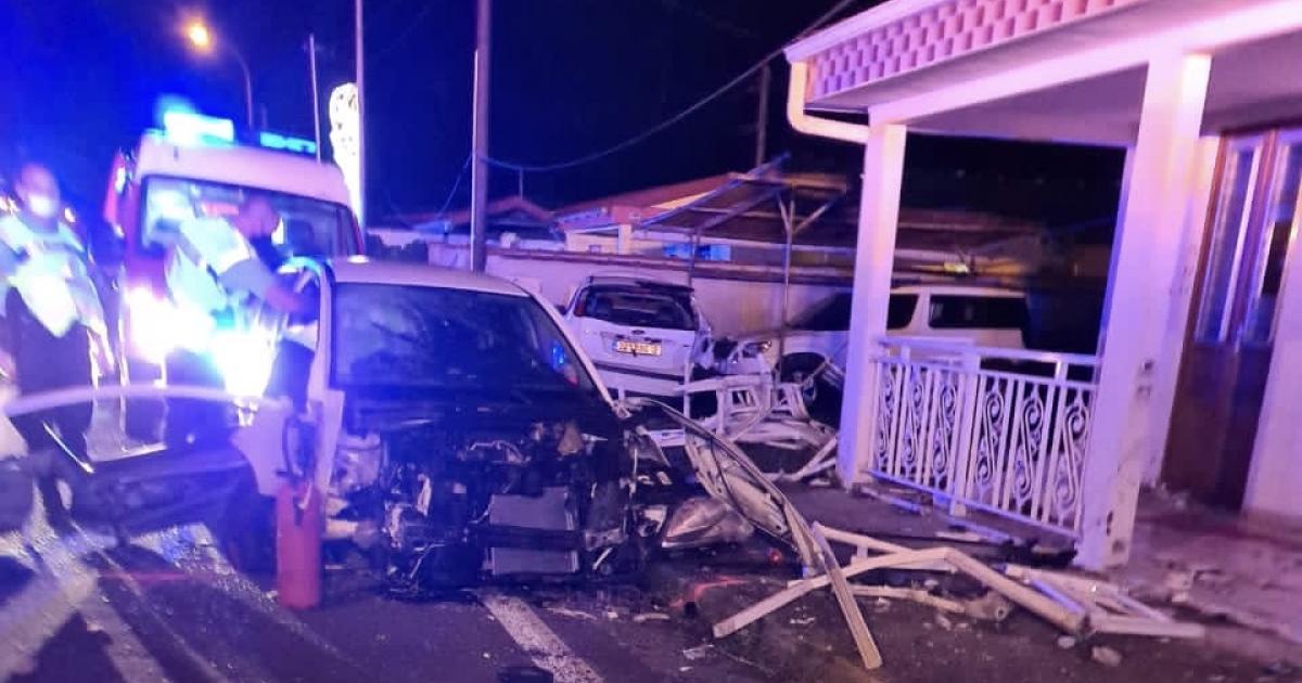 Décès de deux sexagénaires percutés par une voiture sur une terrasse