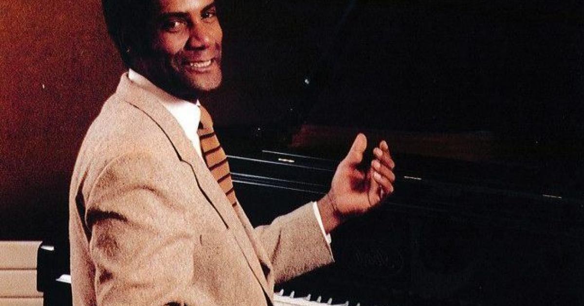     





Il y a 35 ans disparaissait Marius Cultier, génie de la musique martiniquaise




