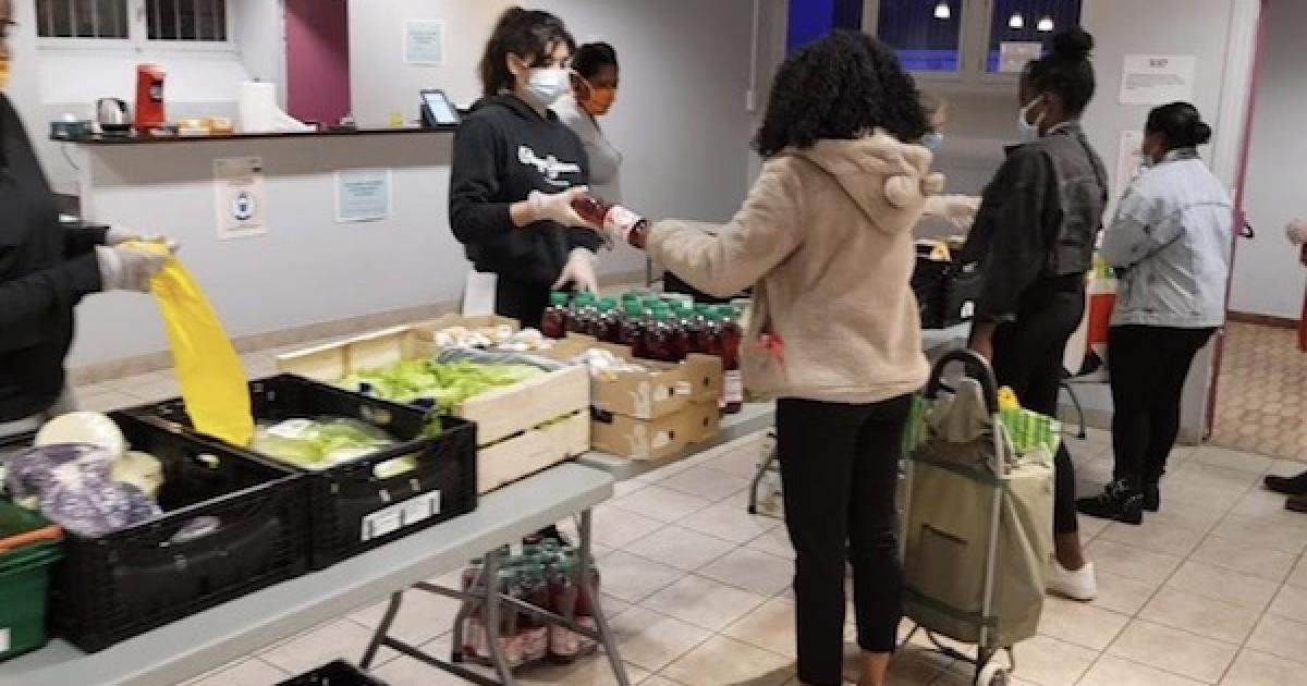     





Cagnotte solidaire pour des "paniers de Noël" destinés aux étudiants




