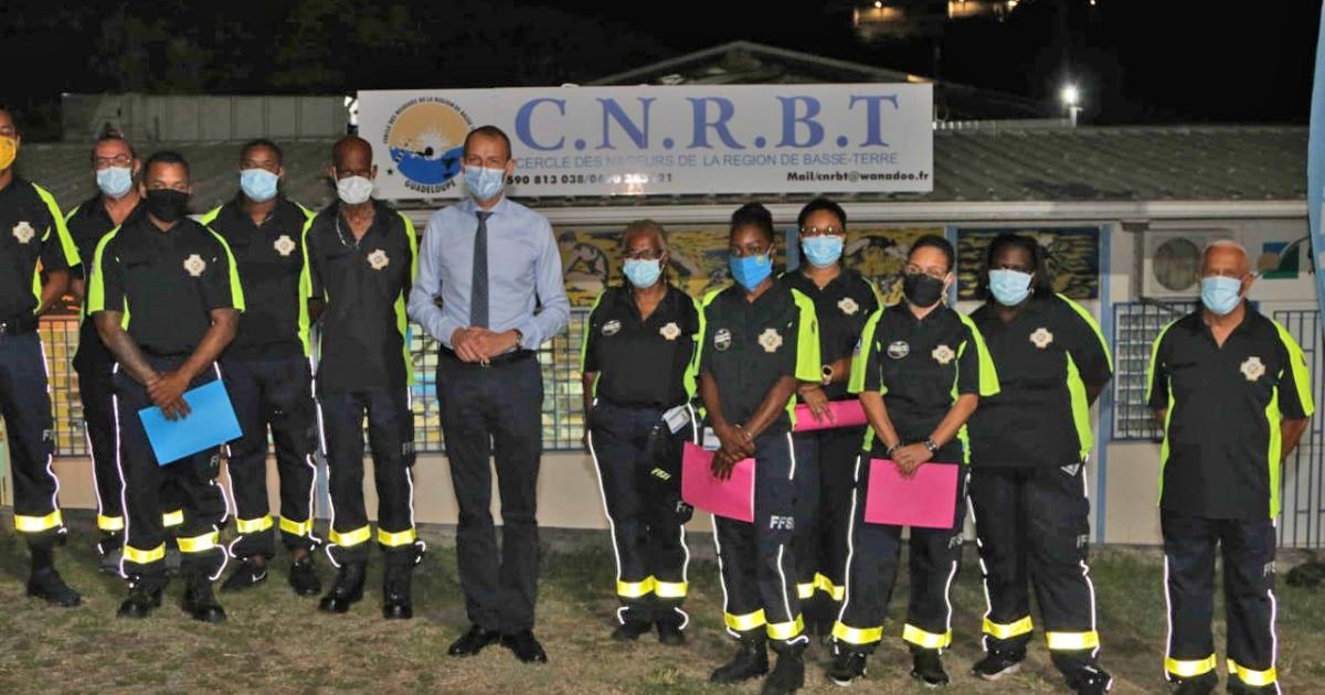 Le Préfet rend hommage aux bénévoles FFSS du CNRBT