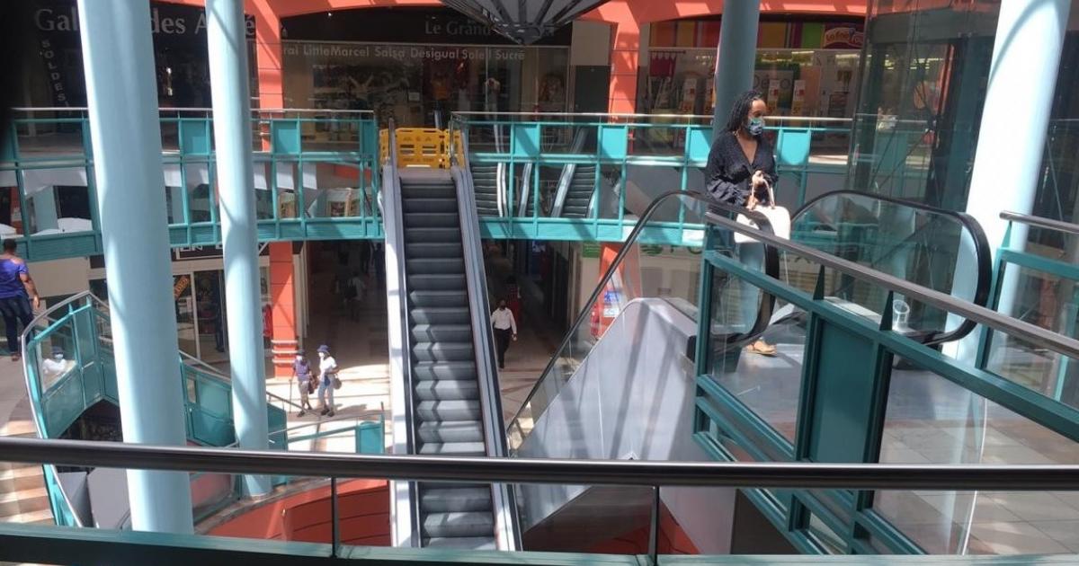     





Les commerçants misent sur les soldes qui commencent aujourd'hui




