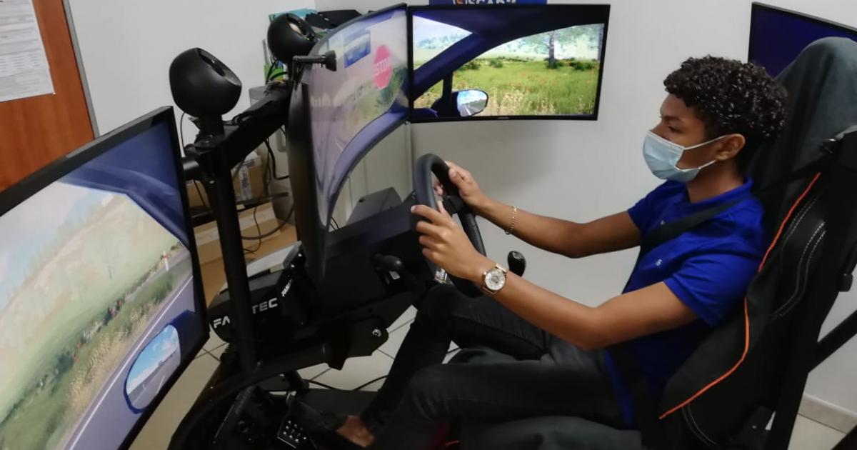 Un simulateur de conduite "Codes Rousseau" en Martinique