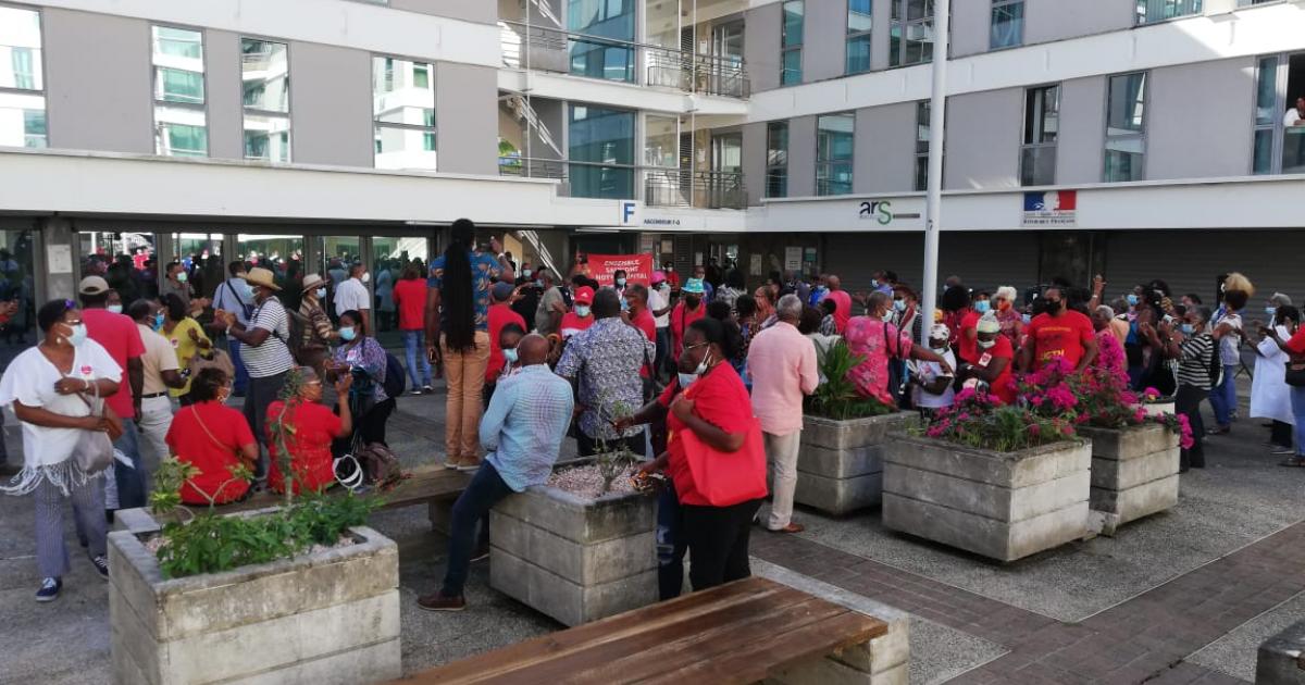 La population du Nord Atlantique se mobilise pour la sauvegarde et la reconstruction de l'hôpital de Trinité