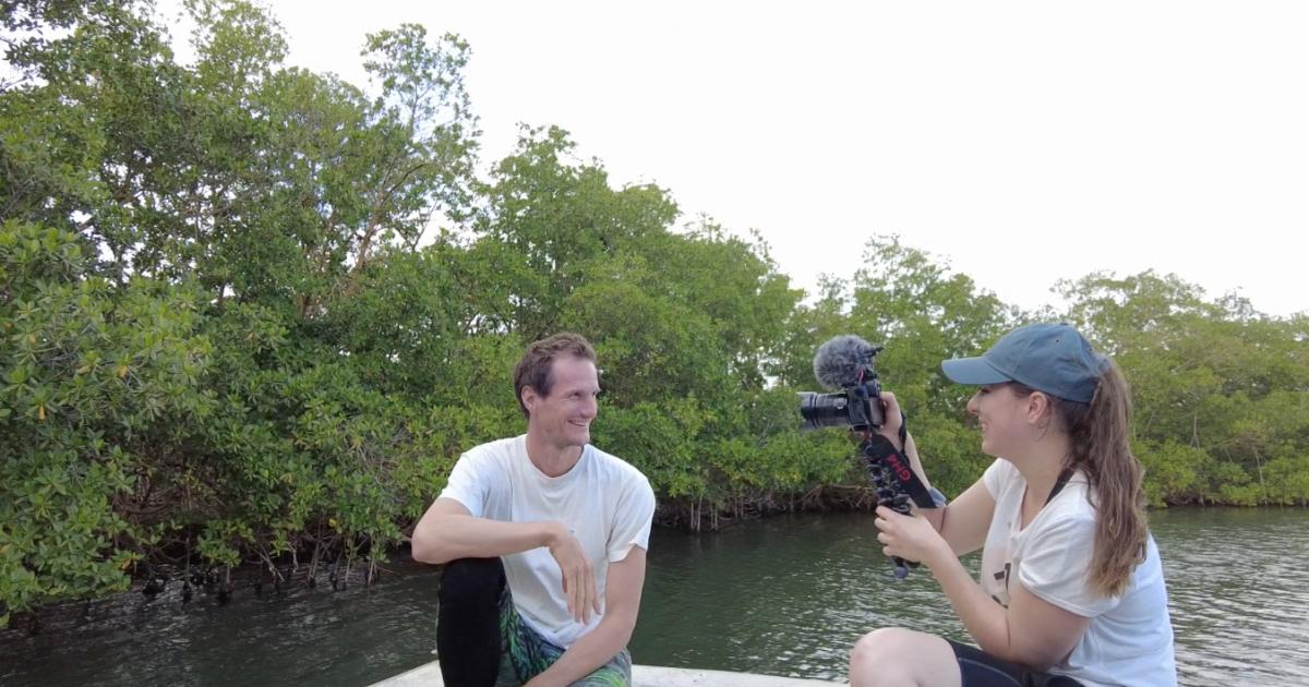 Une youtubeuse filme des écosystèmes de Guadeloupe
