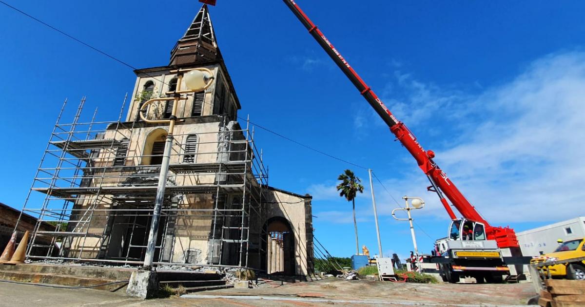 Des pièces d'or découvertes dans l'église de Basse-Pointe