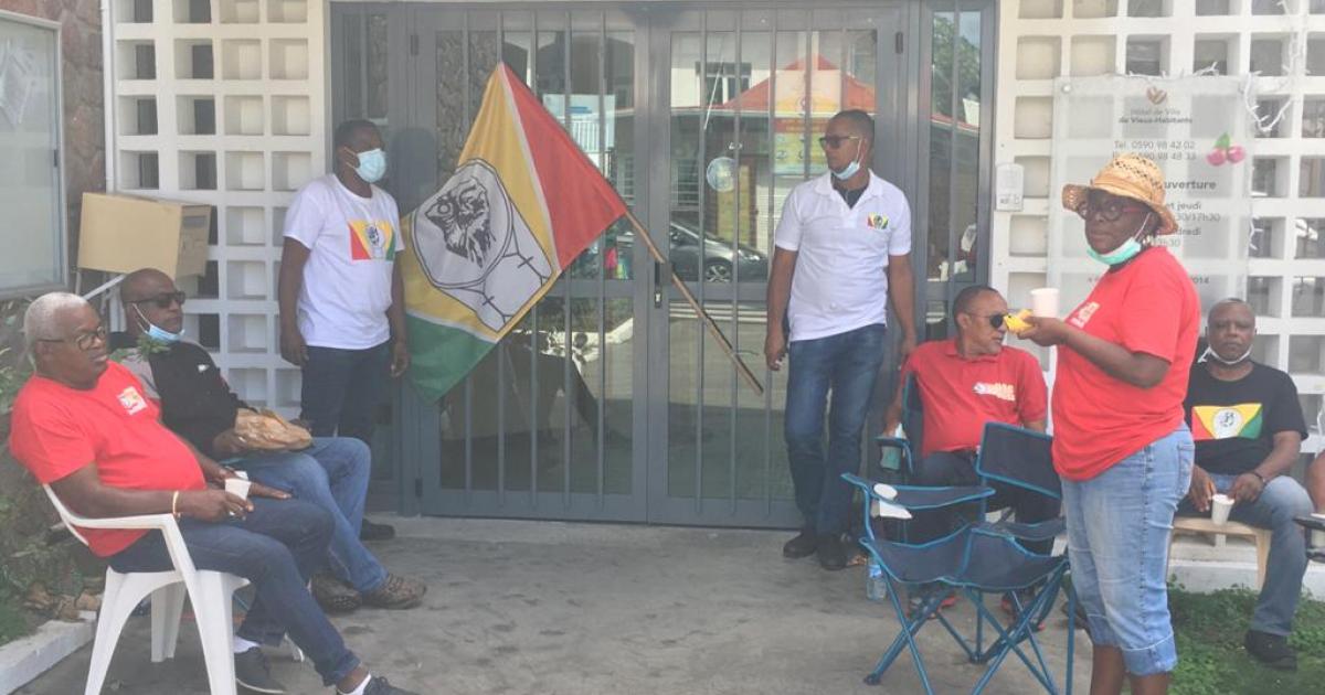Mouvement de grève à la mairie de Vieux-Habitants