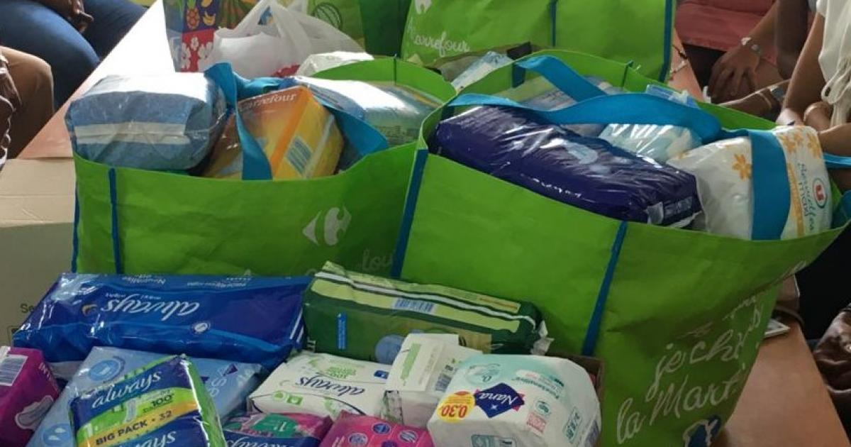Une action contre la précarité menstruelle menée par huit jeunes lycéennes
