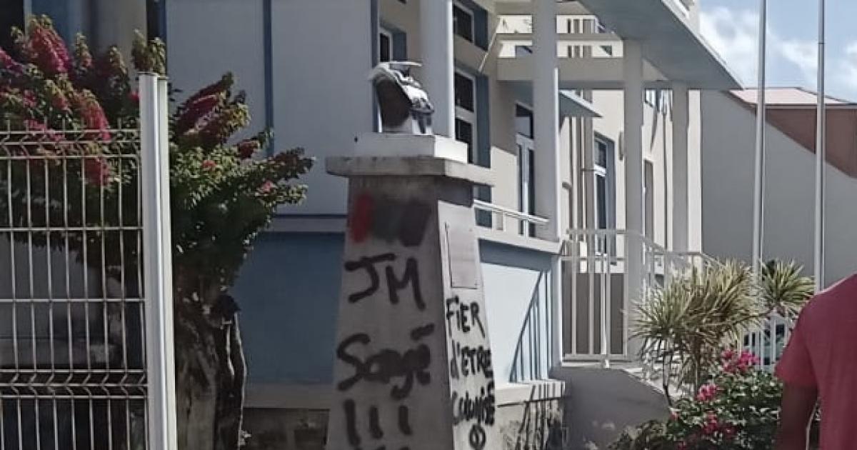 Diamant : le buste de Victor Schoelcher vandalisé
