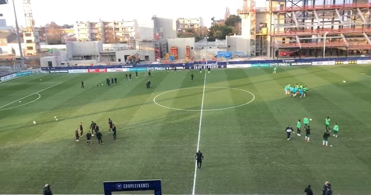 Coup d'envoi du match Club Franciscain - Angers SCO à suivre en direct sur RCI