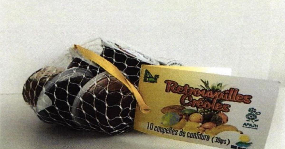     





L'ESAT Alizé procède au rappel de confiture en coupelle " Retrouvailles Créoles " 




