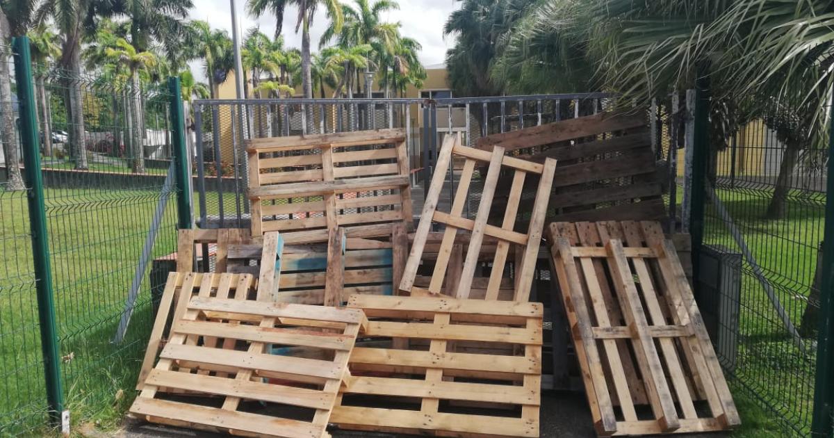 Gronde des lycéens en Martinique : les élèves du lycée Acajou 2 se mobilisent