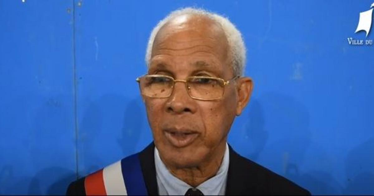     





Alfred Monthieux : "je n'ai pas encore envisagé de soutenir un candidat"




