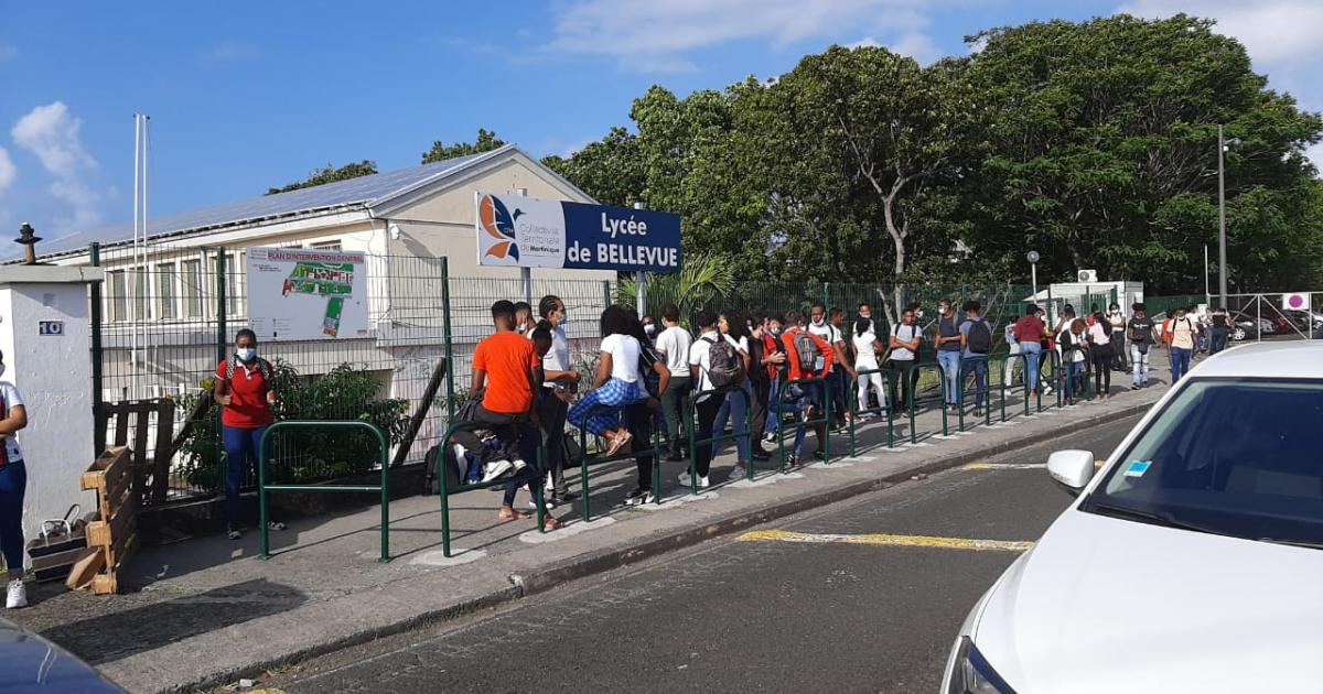 Mobilisation des lycées de Martinique : les lycéens retournent en classe