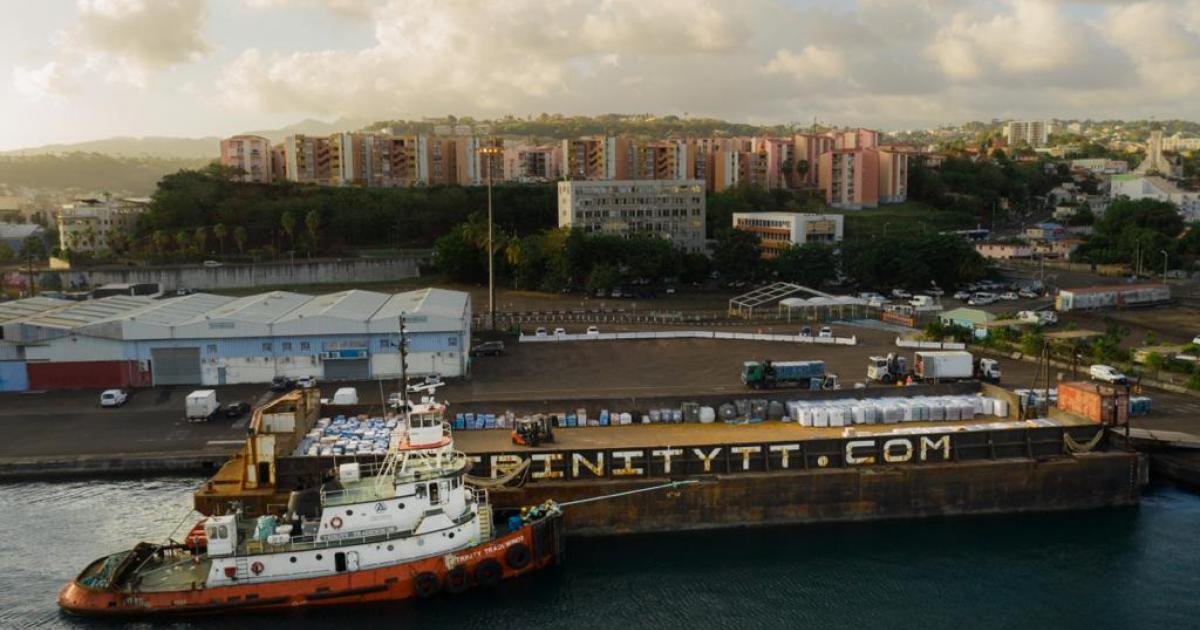     





[Photos] 206 tonnes de matériel ont été acheminées vers Saint-Vincent depuis l'éruption




