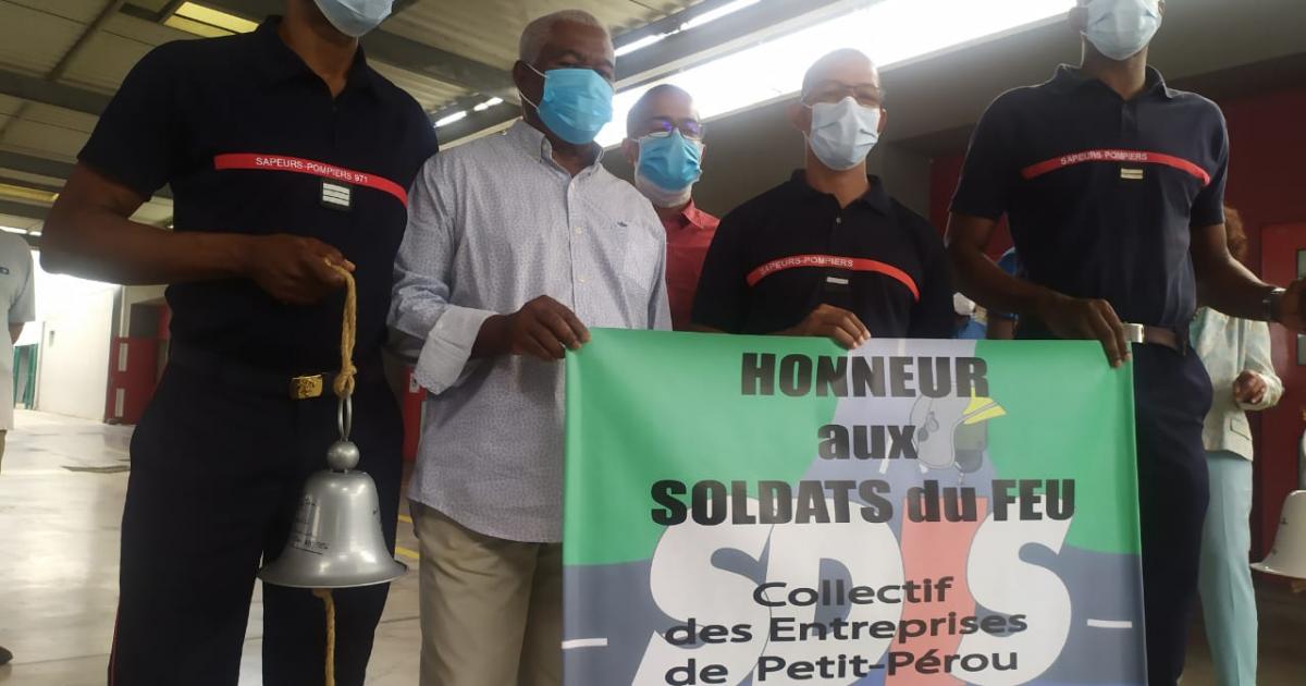 Joseph Moueza rend hommage aux pompiers