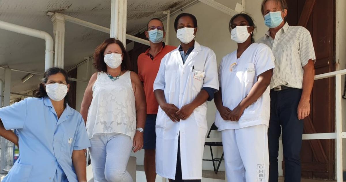     





Vaccination, gestion des malades :  le personnel toujours au front au CHBT




