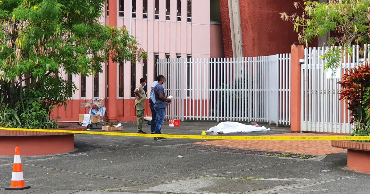 Un corps retrouvé devant la mairie de Fort de France