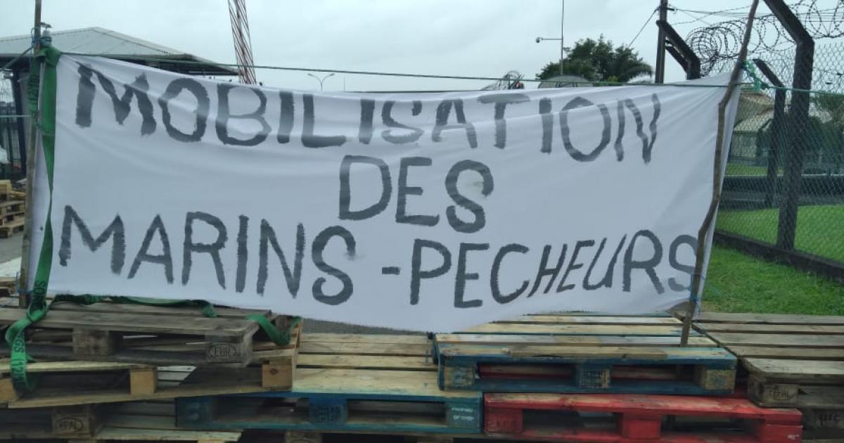 Les marins pêcheurs mobilisés devant la SARA