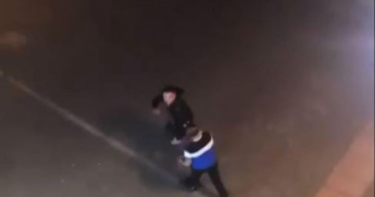     





Agression raciste d'un livreur à Cergy : l'auteur présumé a été interpellé




