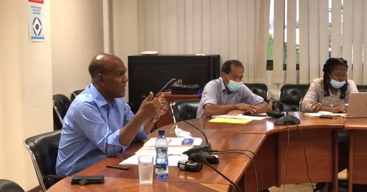     





[VIDEO] Serge Letchimy, le président du conseil exécutif de la CTM, appelle les Martiniquais à se faire vacciner




