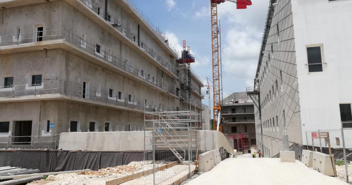 Le chantier du CHU "avance très bien"