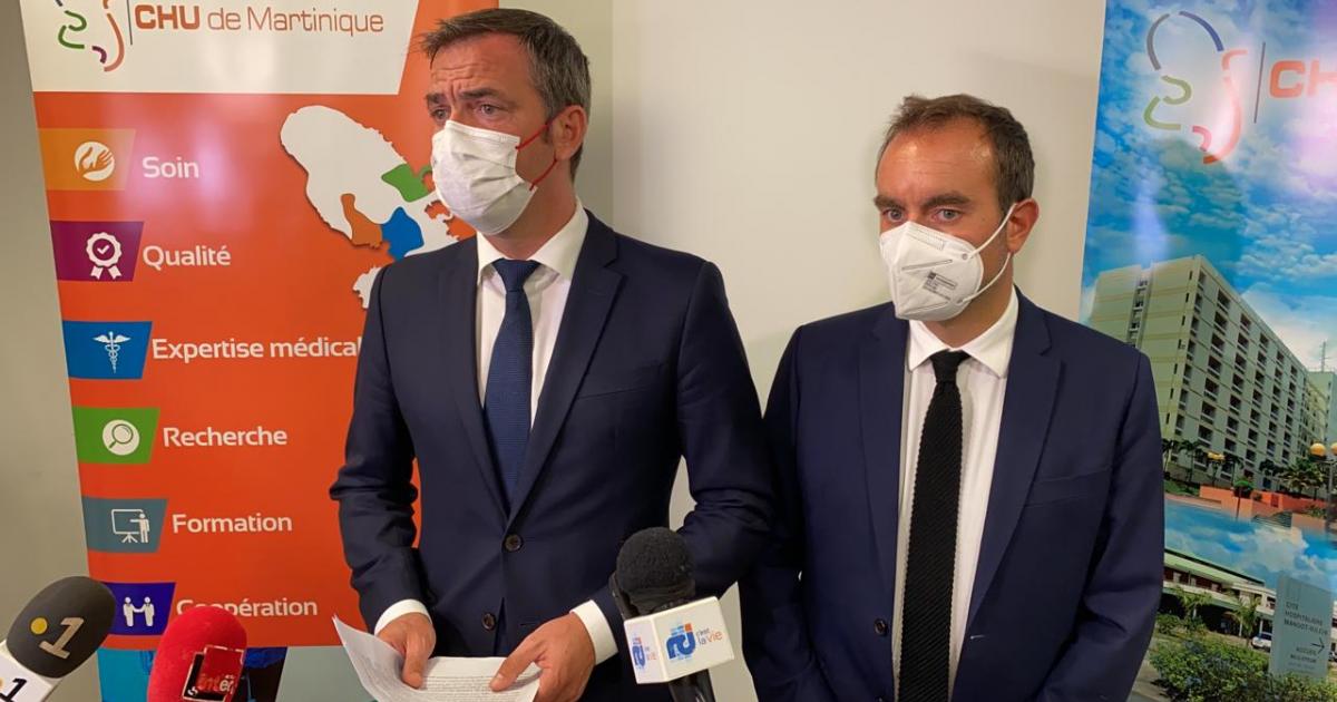Le ministre de la santé annonce la création d'un hôpital militaire en Martinique et des traitements monoclonaux contre le Covid-19