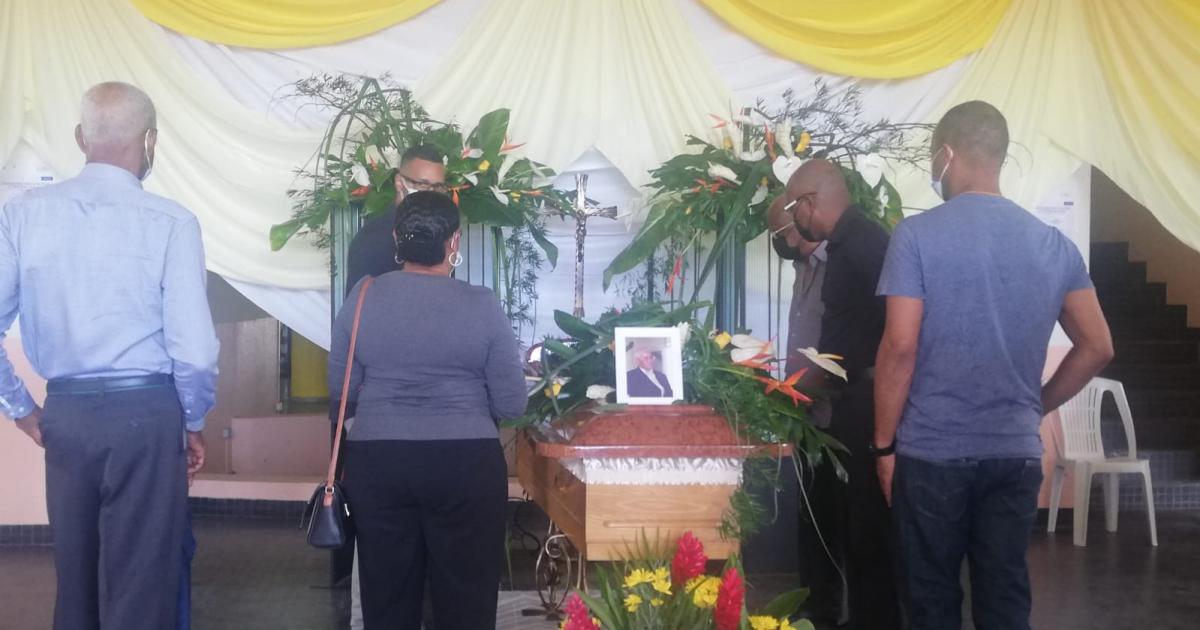 Hommage à Clément Marie, président du CTOSMA, au stade de Dillon