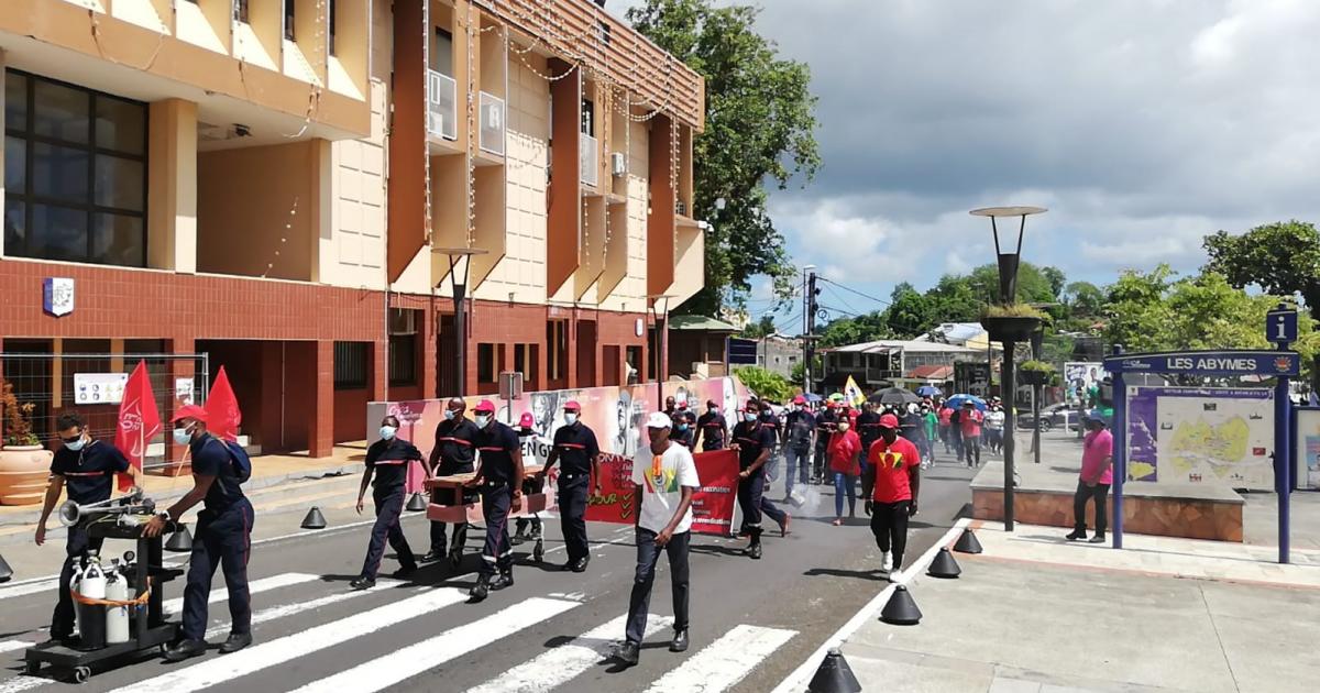     





Nouvelle mobilisation du LKP aux Abymes 




