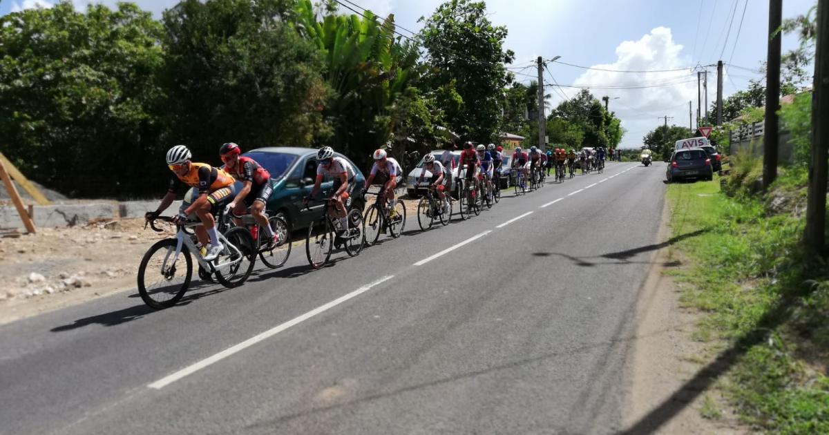     





Mickaël Guichard s’impose en solitaire à Caféière ! Revivez la 2è étape du Tour minute par minute




