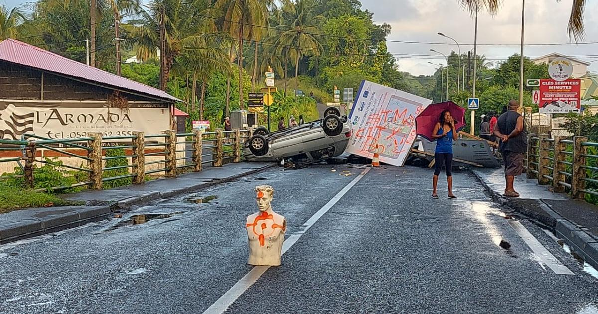     





Les élus guadeloupéens mobilisés pour sortir de la crise





