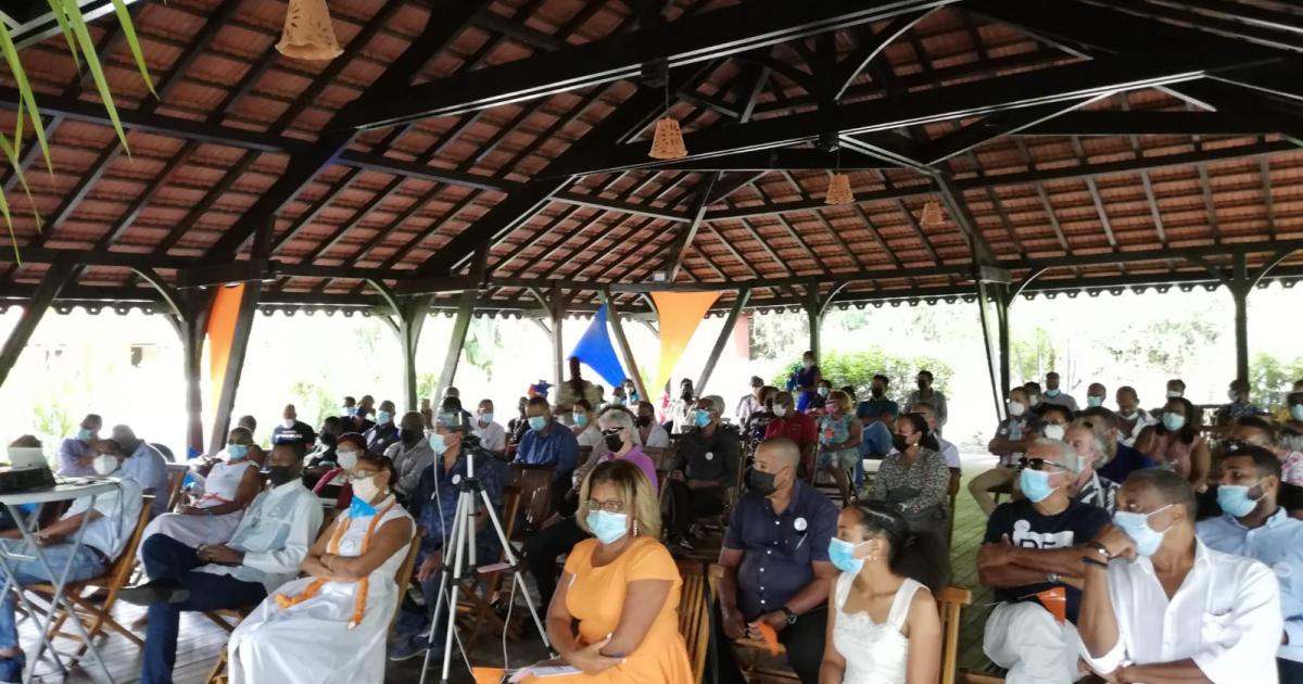     





Le parti politique "La Martinique Ensemble" conclut son congrès fondateur




