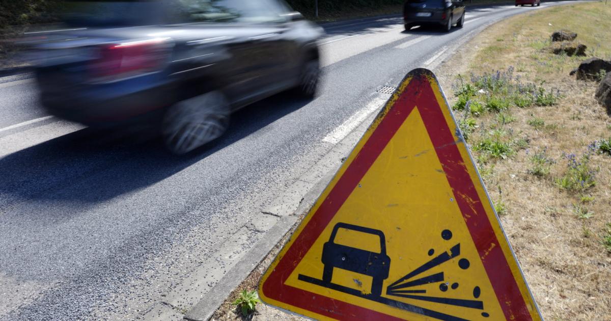 Un automobiliste percute un barrage à Vieux-Habitants