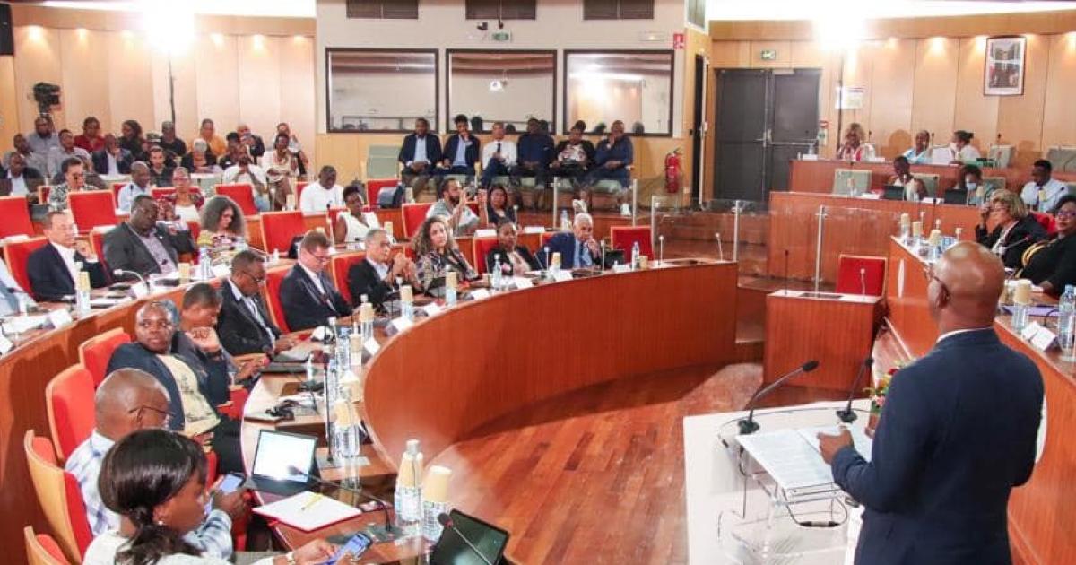 Guyane : les élus s'expriment en faveur d'une évolution statutaire