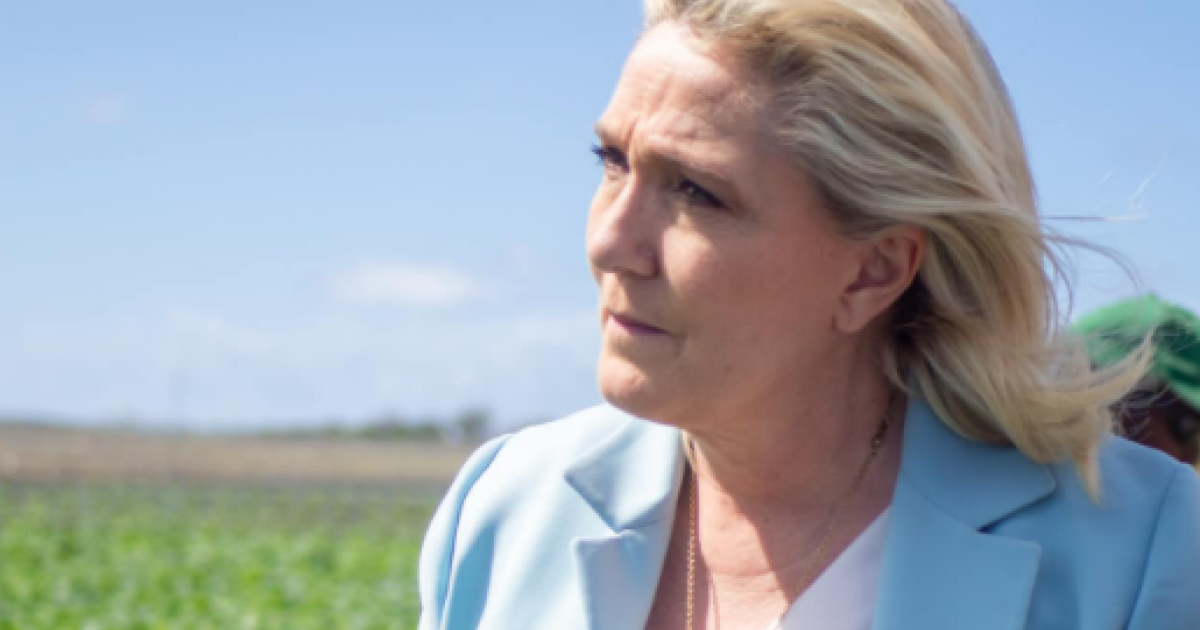     





"Je ne recule pas devant les provocations, ils ne m'intimident pas" : Marine Le Pen réagit après son accueil chahuté en Guadeloupe




