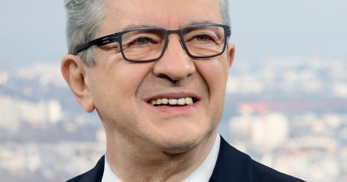 "Il ne faut pas donner une seule voix à Madame Le Pen" : l'exhorte de Jean-Luc Mélenchon au soir du premier tour