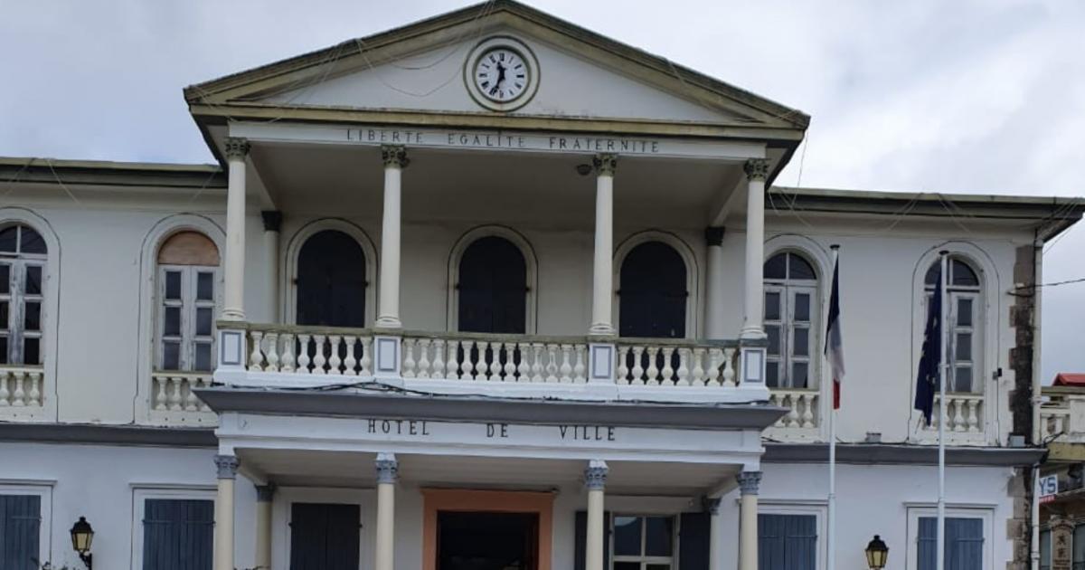 La ville de Basse-Terre remet ses horloges à l'heure