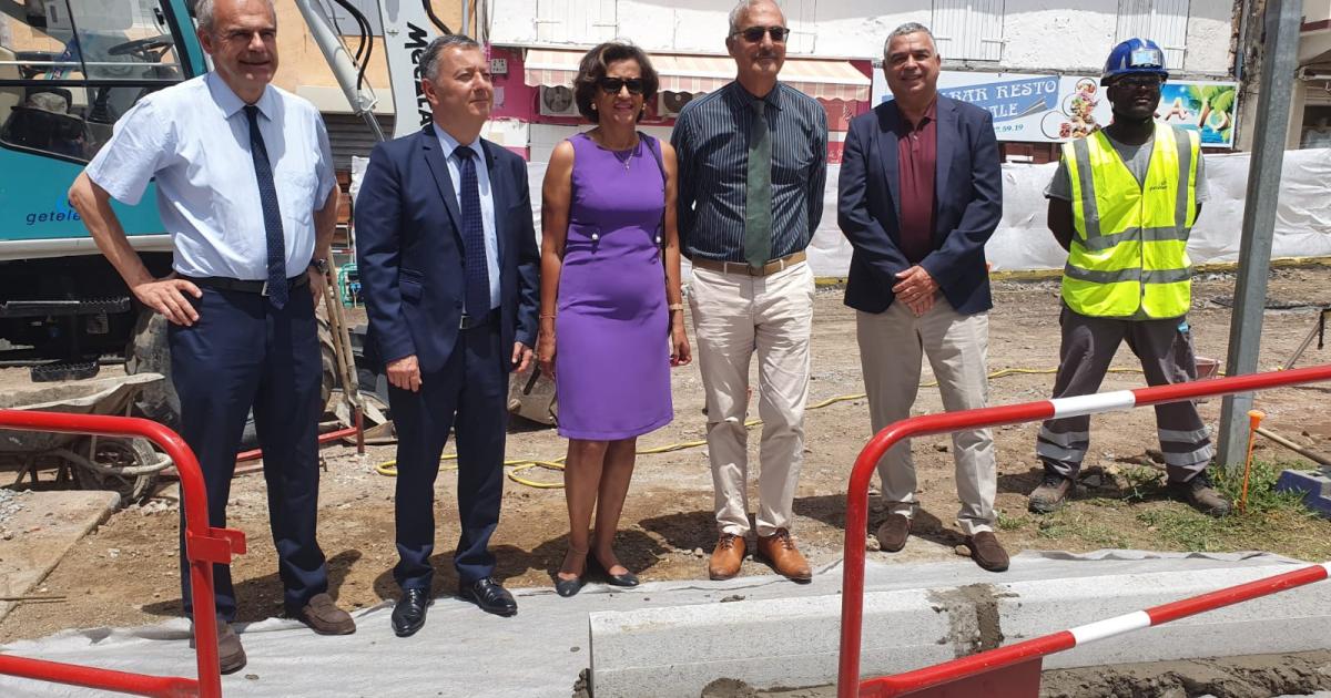     





"Action Coeur de Ville" à Basse-Terre




