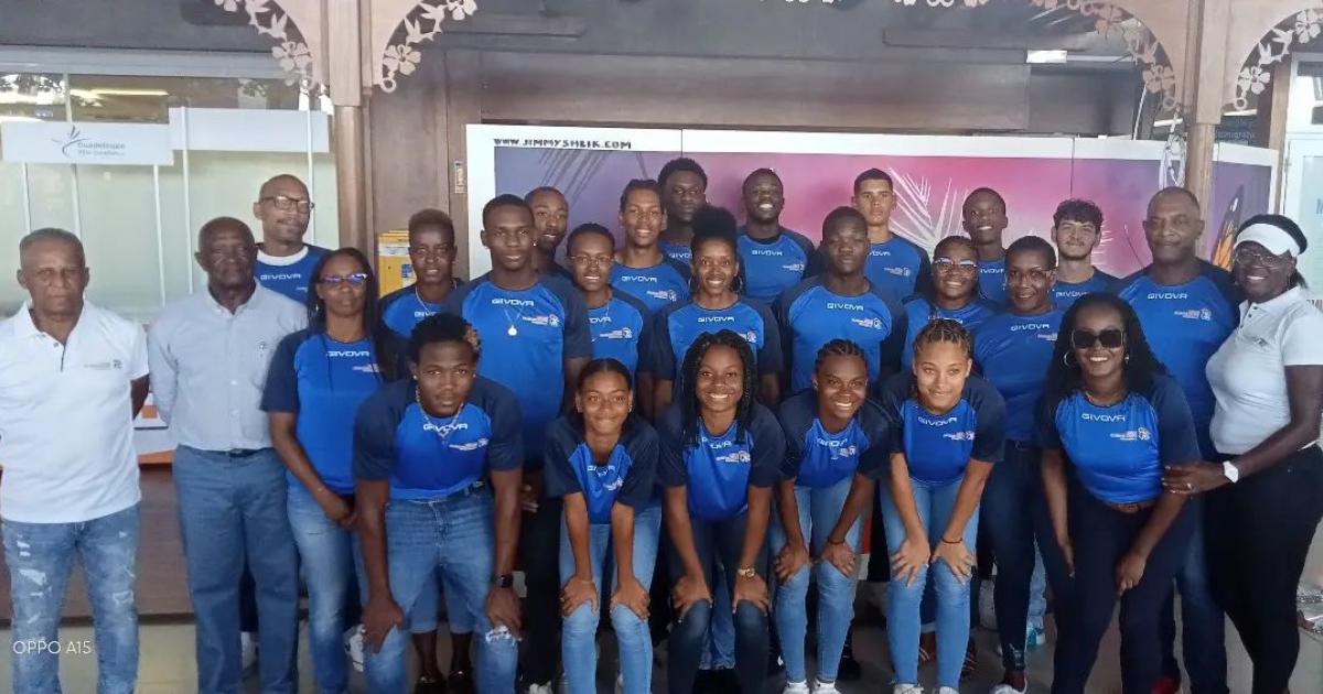 Les sélections guadeloupéennes de Beach handball en route pour Dunkerque