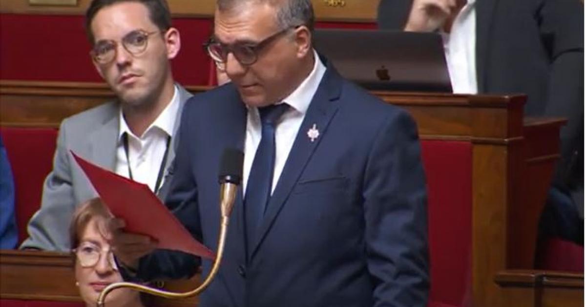     





Johnny Hajjar se félicite du vote de son amendement pour faire baisser les prix des billets d’avion en Outre-Mer




