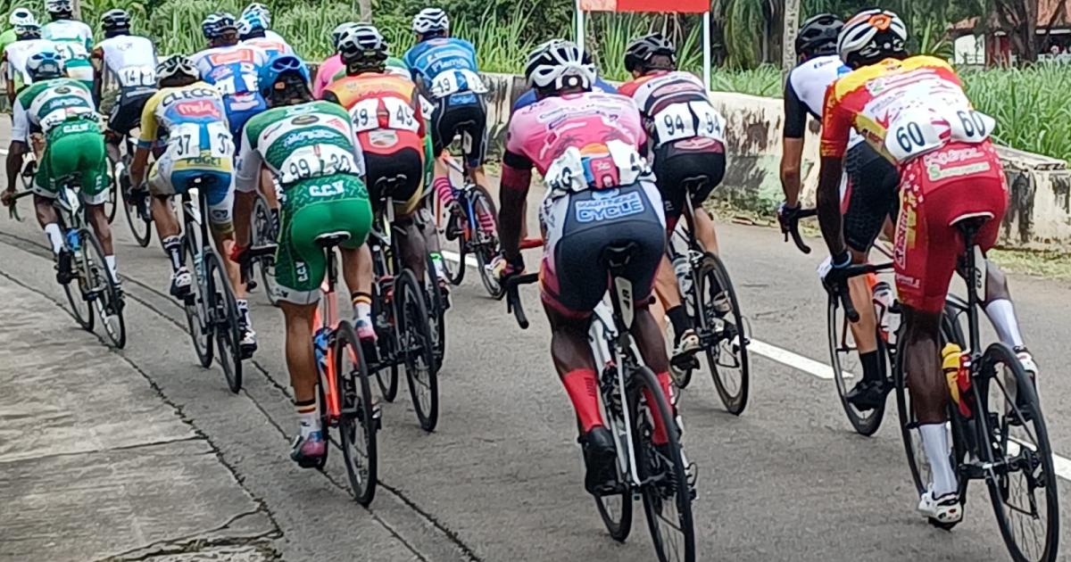     





[⭕️DIRECT?‍♂️] Suivez la dernière étape du tour cycliste de Martinique 2022




