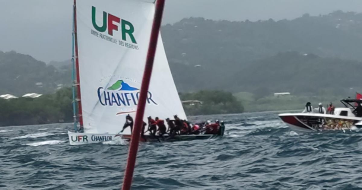 La yole UFR/Chanflor impériale à Trinité