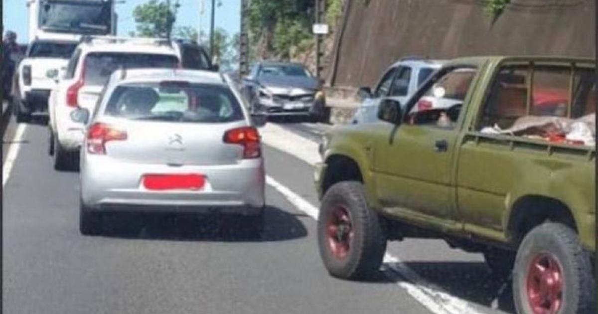 Un accident provoque de gros embouteillages sur la RN2 entre Schoelcher et Case-Pilote