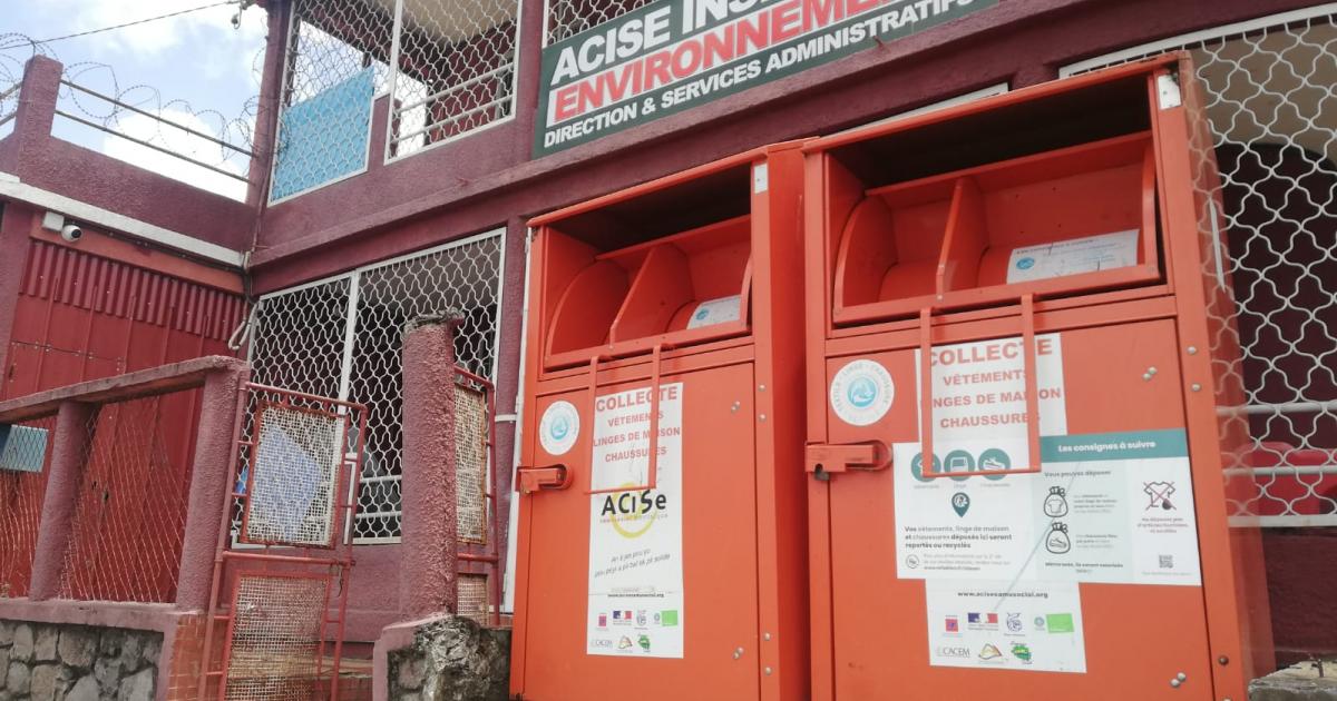 L'Acise déploie 40 nouvelles bornes de collecte de vêtement en Martinique
