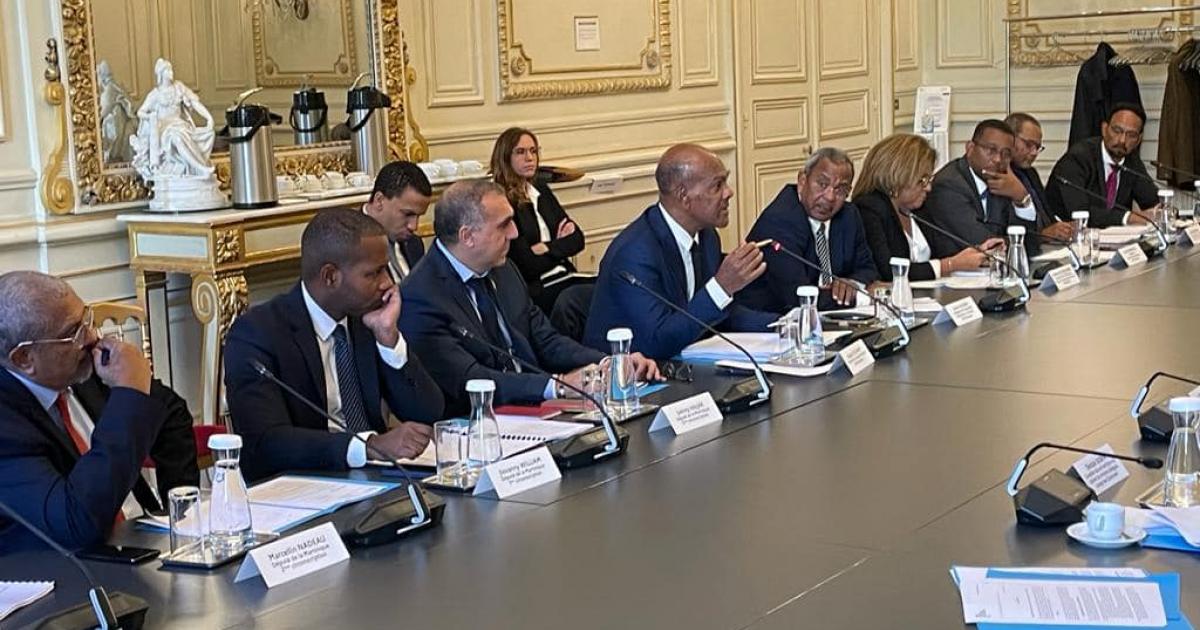 Les élus martiniquais ont discuté de l'évolution institutionnelle avec le gouvernement