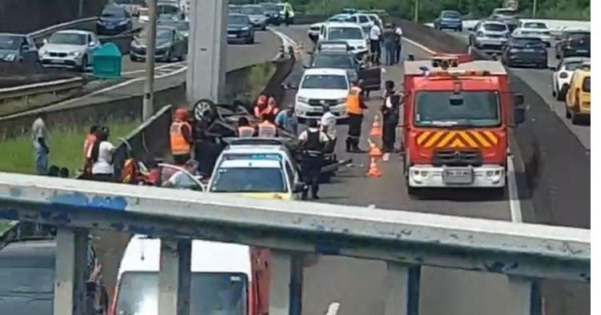 Un important embouteillage bloque l'autoroute au niveau de Chateauboeuf