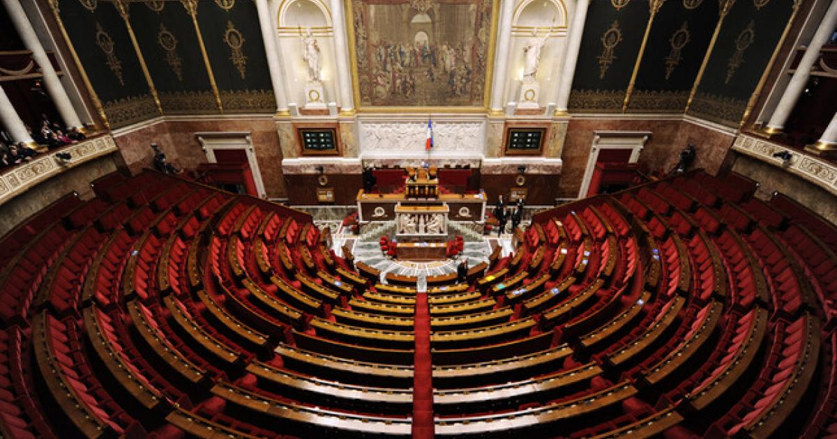 "Ils nous ont laissé l'hémicycle", le coup de gueule de Max Mathiasin sur l'absence des députés
