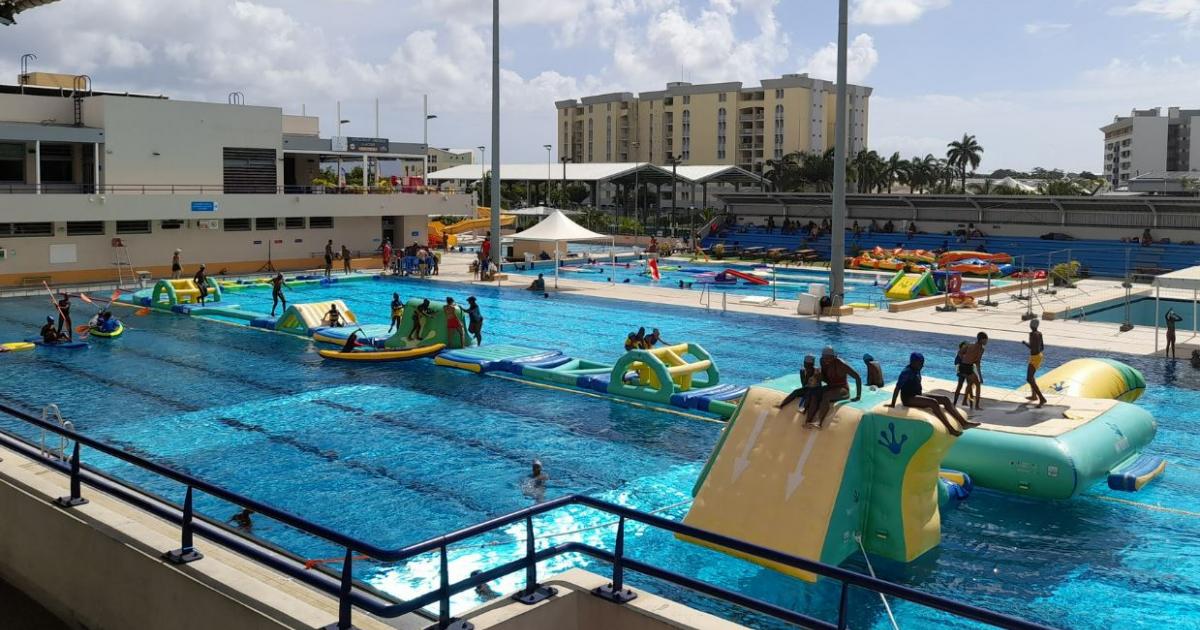     





Pénurie de chlore : les propriétaires de piscines naviguent en eaux troubles




