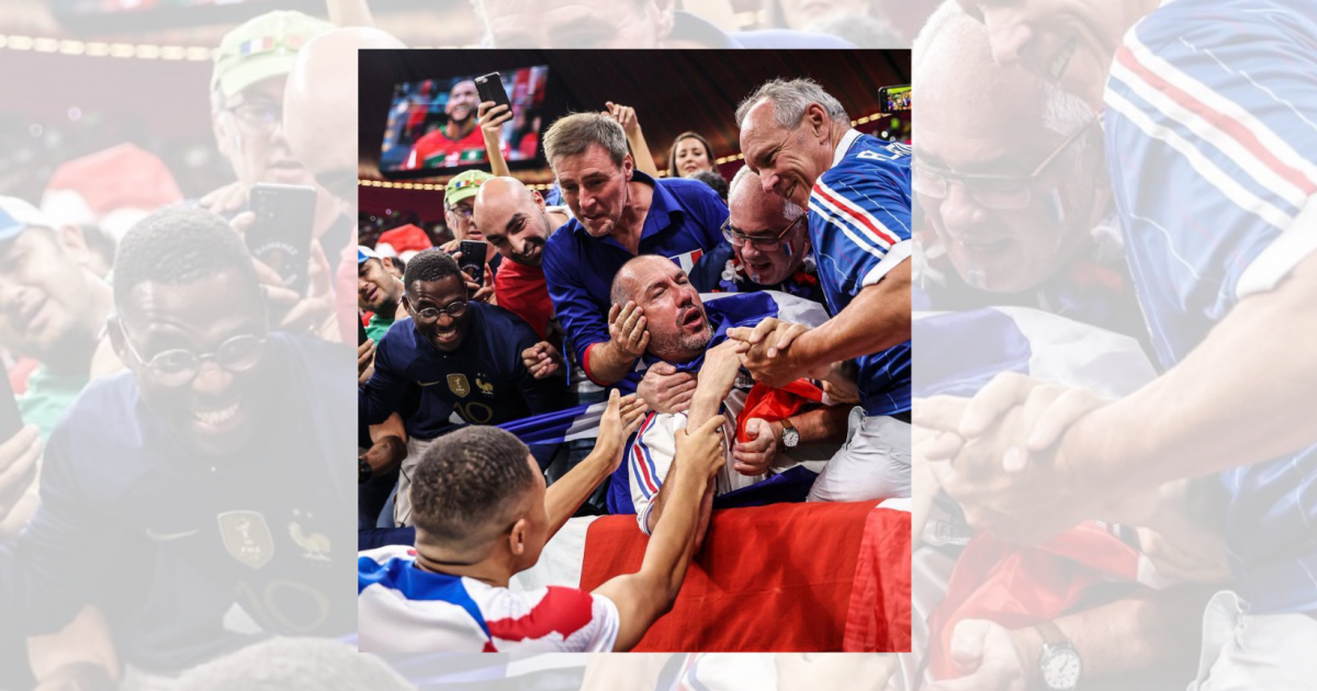 Kylian Mbappé assomme un supporter guadeloupéen et va le consoler